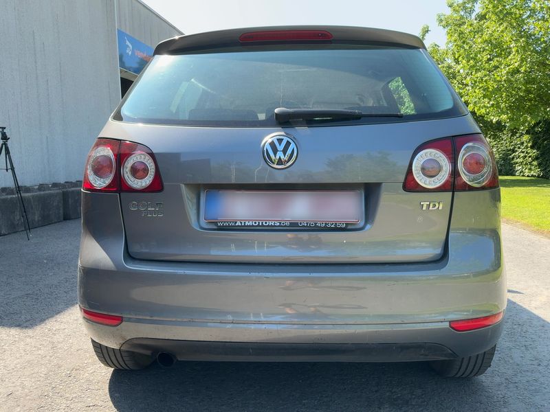 Volkswagen Golf VI Plus 1.6 TDI Trendline 2009 – снимка 5