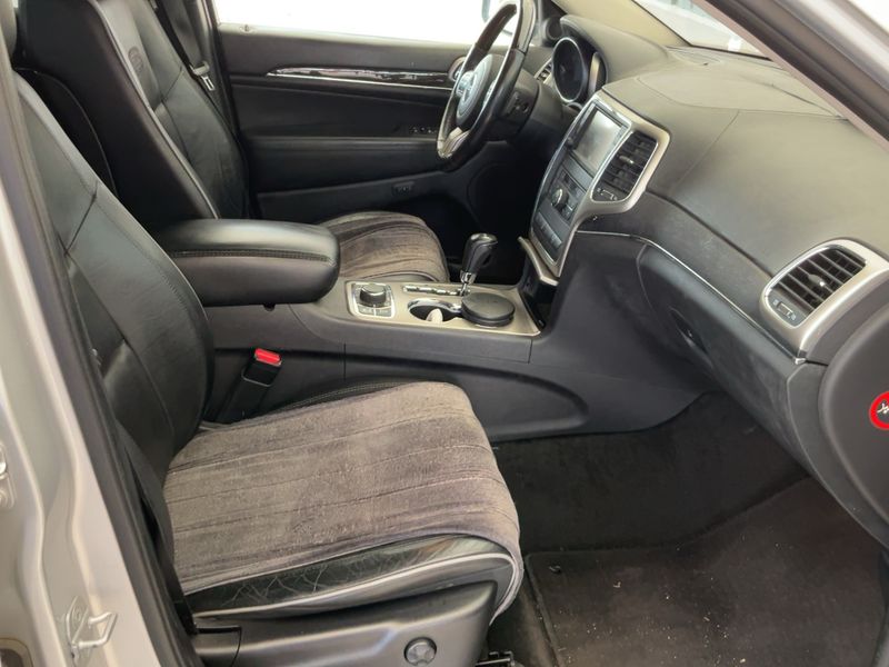 Jeep Grand Cherokee 3.0 CRD Overland 2013 – снимка 16