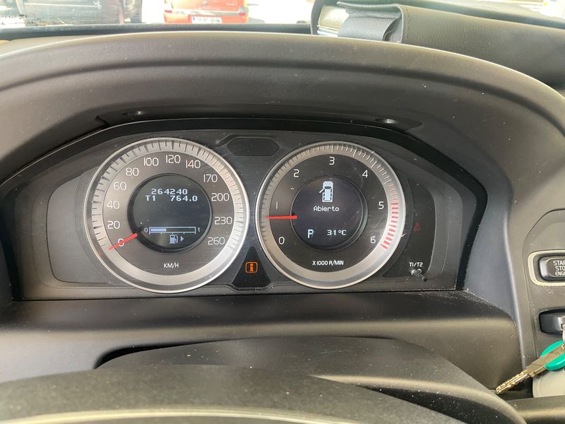 Volvo XC60 2.4 D5 Summum AWD 2012 – снимка 18