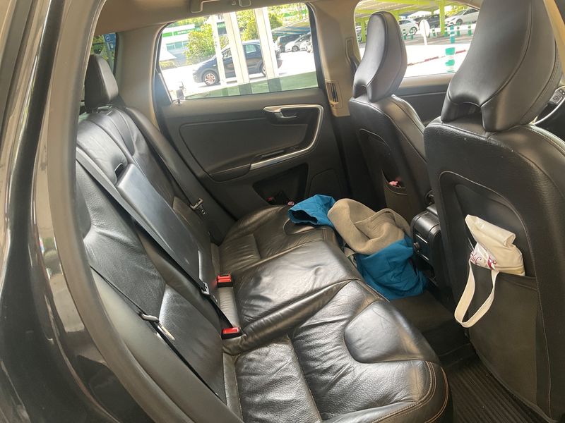 Volvo XC60 2.4 D5 Summum AWD 2012 – снимка 19