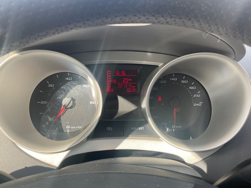 Seat Ibiza 1.6 TDI Stylance / Style 2010 – снимка 4