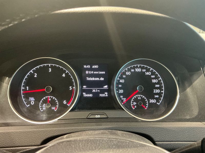 Volkswagen Golf VII 2.0 TDI Comfortline BlueMotion Tech 2018 – снимка 18