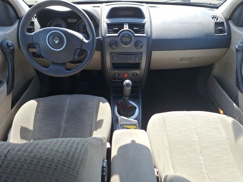Renault Megane 1.5 dCi Dynamique Confort 2006 – снимка 11