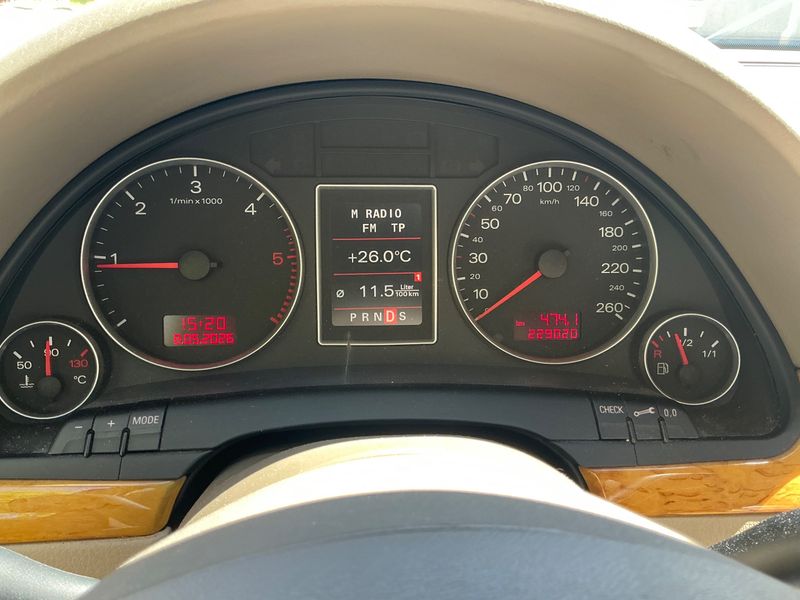 Audi A4 2.0 TDI Ambition Luxe 2006 – снимка 4