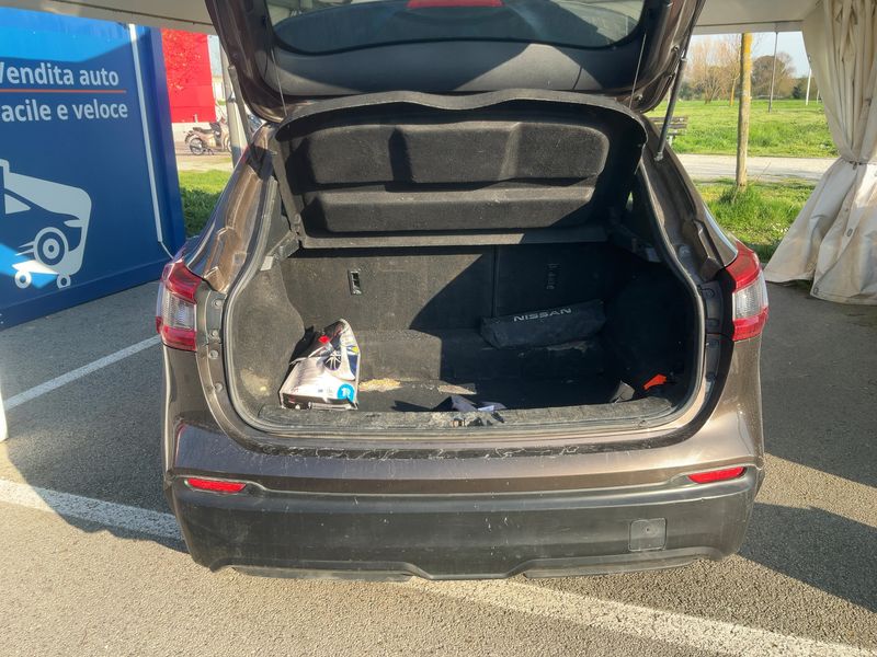 Nissan Qashqai 1.5 Turbodiesel Visia 2018 – снимка 15