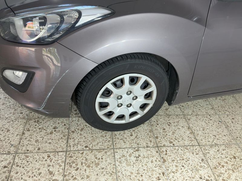 Hyundai i30 1.4 Classic 2014 – снимка 3