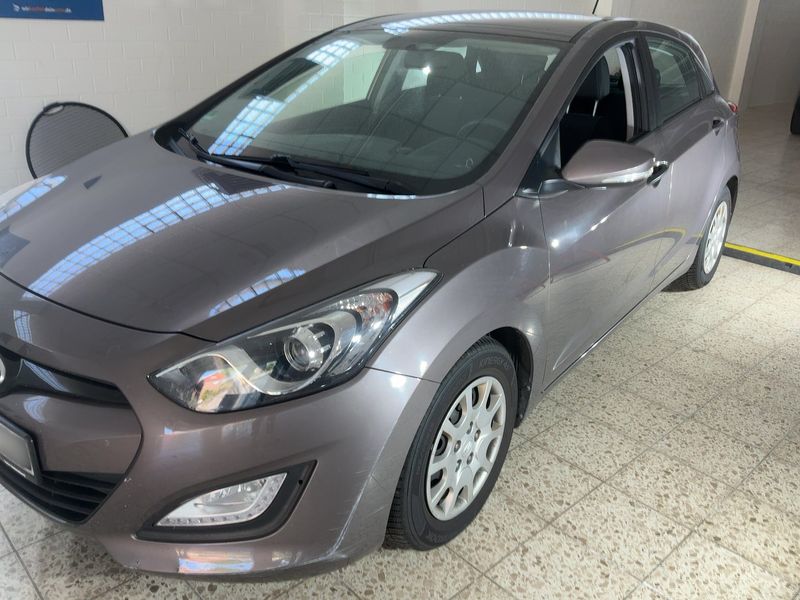 Hyundai i30 1.4 Classic 2014 – снимка 1