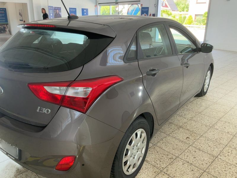 Hyundai i30 1.4 Classic 2014 – снимка 8