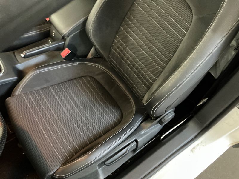 Volkswagen Scirocco 2.0 TSI 2009 – снимка 23