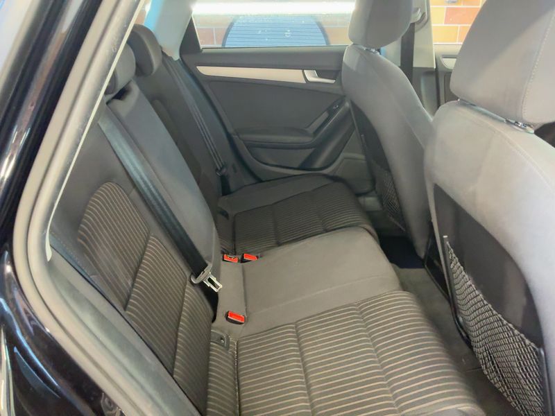 Audi A4 2.0 TDI Ambiente 2013 – снимка 19