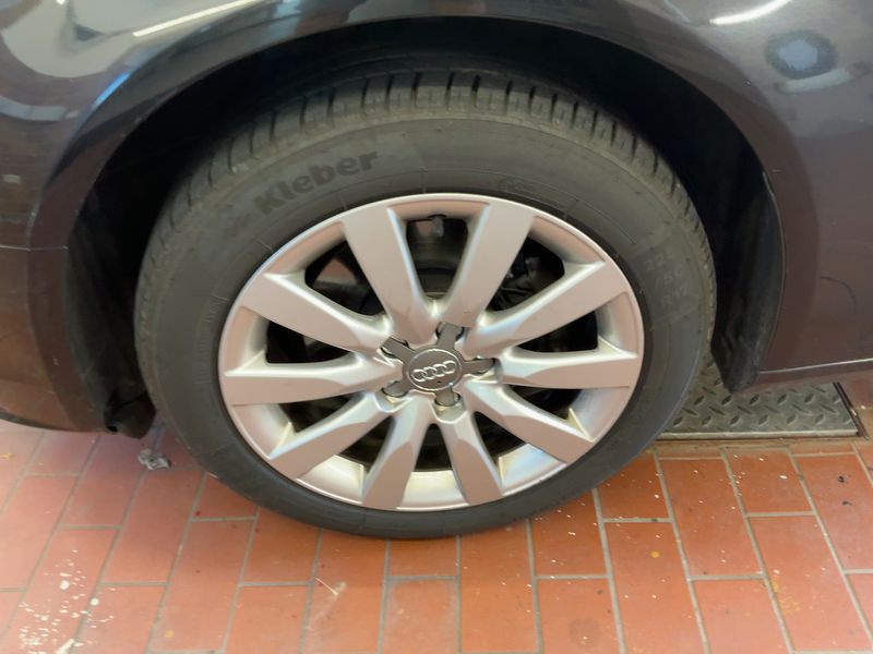 Audi A4 2.0 TDI Ambiente 2013 – снимка 3