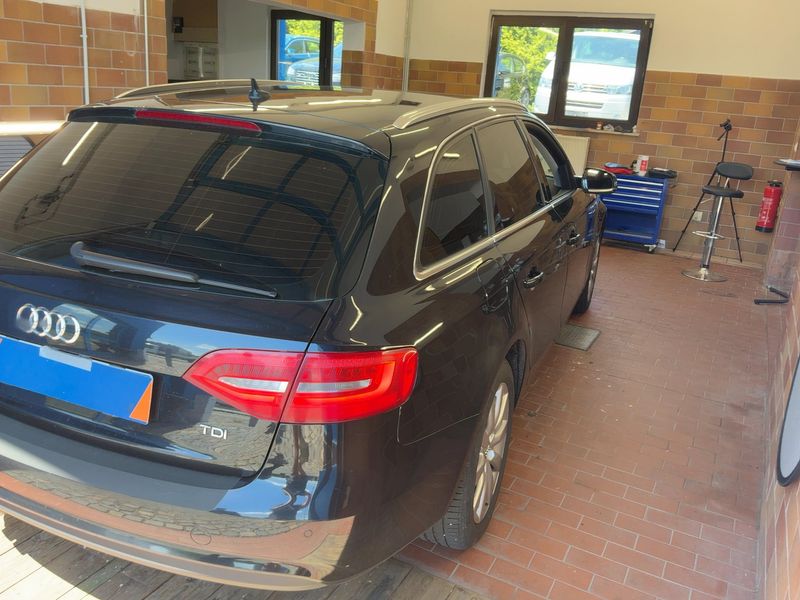 Audi A4 2.0 TDI Ambiente 2013 – снимка 8