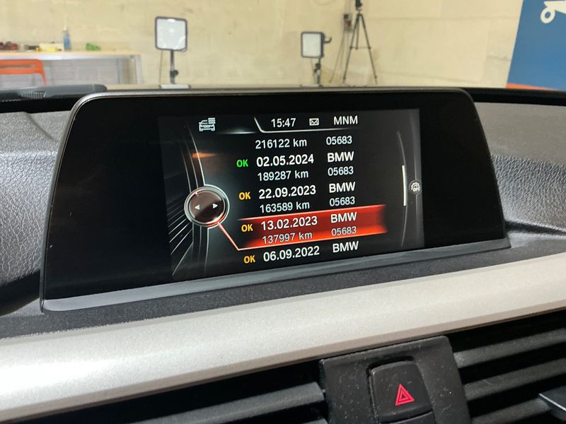 BMW 3er 320d EfficientDynamics Advantage 2016 – снимка 24