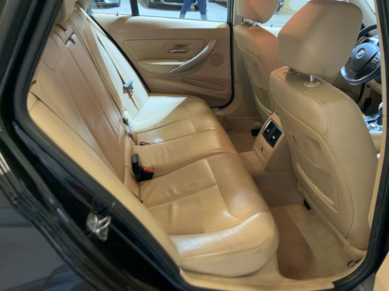 BMW 3er 320d EfficientDynamics Advantage 2016 – снимка 19