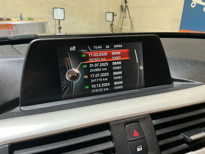 BMW 3er 320d EfficientDynamics Advantage 2016 – снимка 23