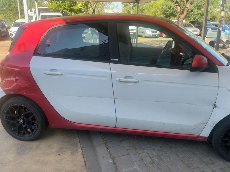Smart forfour 0.9 Turbo Basis passion 2016 – снимка 10