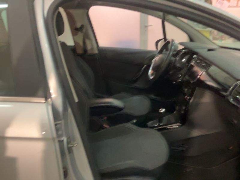 Citroen C3 1.2 e-VTi Exclusive 2016 – снимка 16
