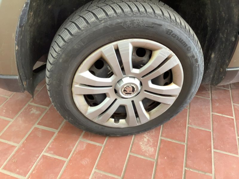 Skoda Yeti 1.2 TSI Active Outdoor 2015 – снимка 3