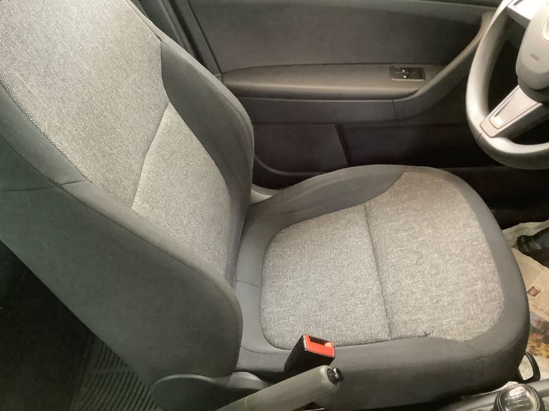 Skoda Yeti 1.2 TSI Active Outdoor 2015 – снимка 33