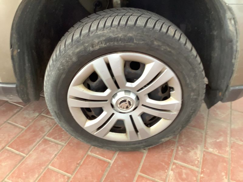 Skoda Yeti 1.2 TSI Active Outdoor 2015 – снимка 11