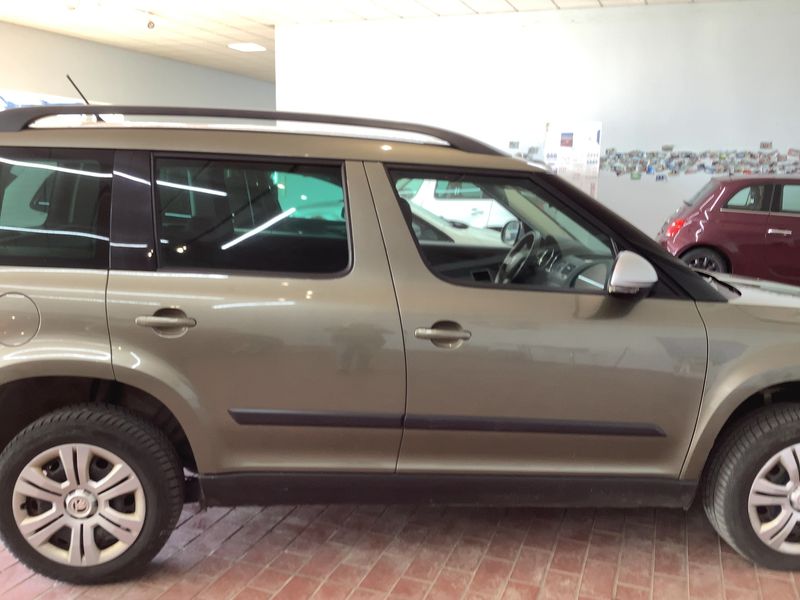 Skoda Yeti 1.2 TSI Active Outdoor 2015 – снимка 10