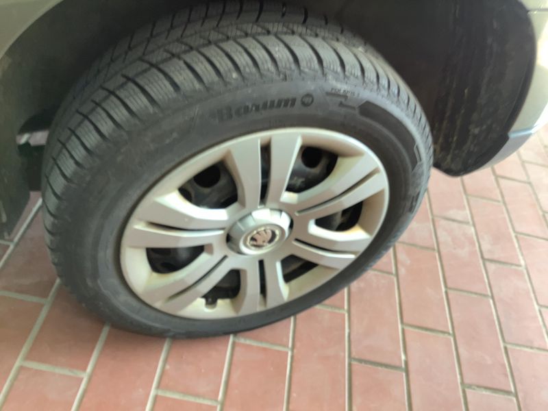 Skoda Yeti 1.2 TSI Active Outdoor 2015 – снимка 5