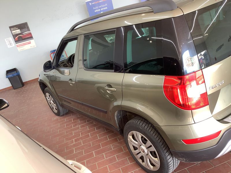 Skoda Yeti 1.2 TSI Active Outdoor 2015 – снимка 6