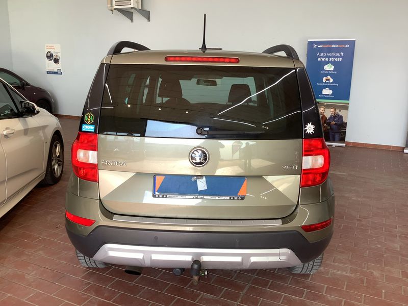Skoda Yeti 1.2 TSI Active Outdoor 2015 – снимка 7