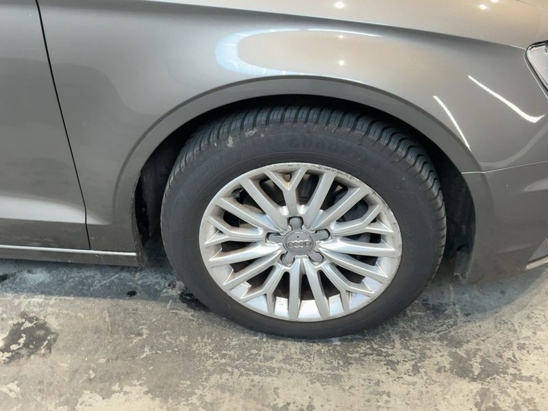 Audi A3 Limousine 1.4 TFSI Ambiente 2016 – снимка 11