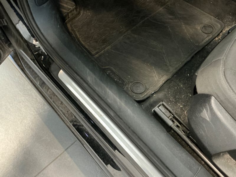 Audi A6 2.8 V6 FSI quattro 2012 – снимка 27
