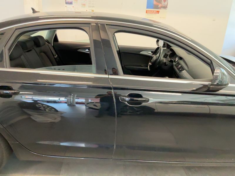 Audi A6 2.8 V6 FSI quattro 2012 – снимка 10