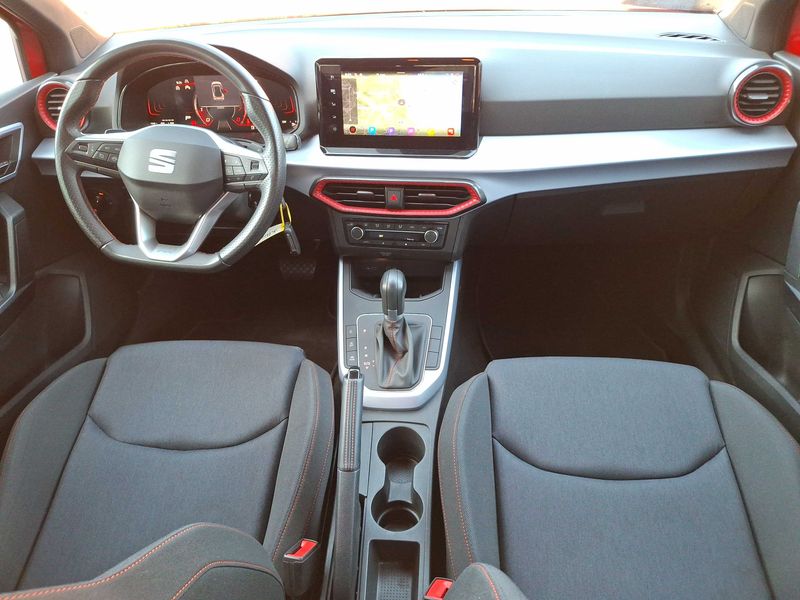 Seat Arona 1.0 TSI FR 2024 – снимка 11