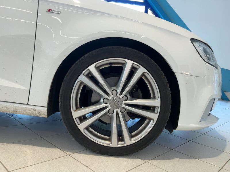 Audi A3 Sportback 2.0 TDI Sport 2018 – снимка 11