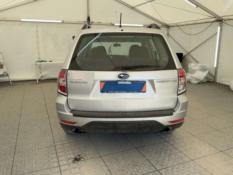 Subaru Forester 2.0 Trend 2010 – снимка 7