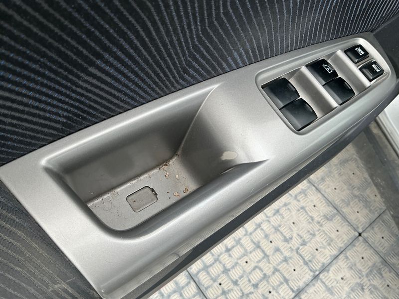 Subaru Forester 2.0 Trend 2010 – снимка 48