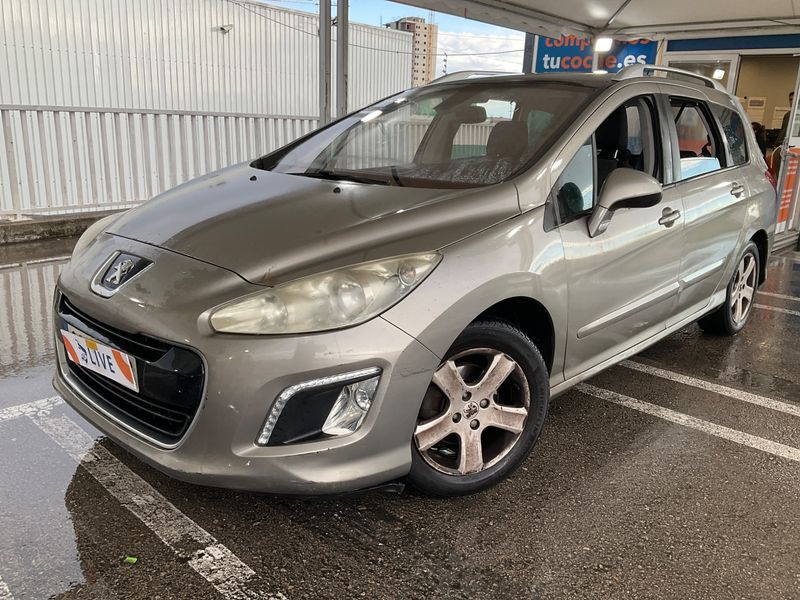 Peugeot 308 1.6 HDi Active 2011 – снимка 1