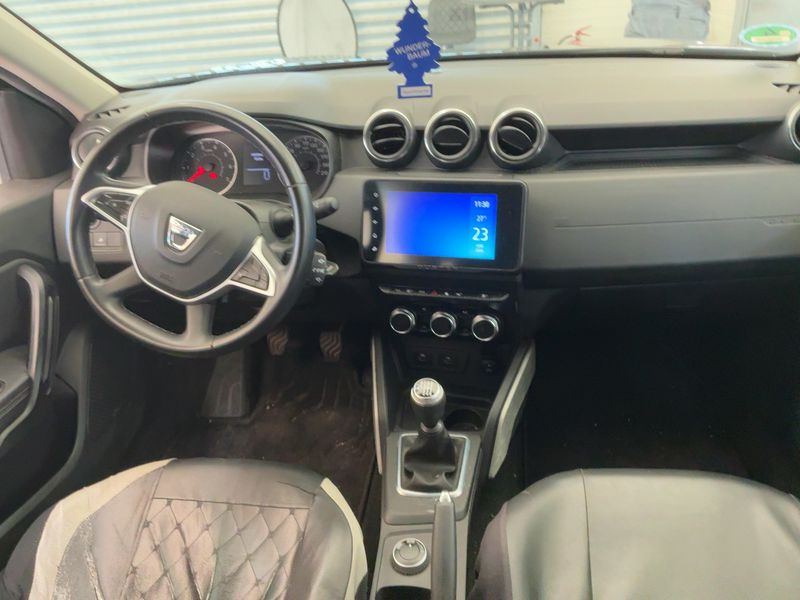 Dacia Duster 1.5 Blue dCi Prestige 4x4 2021 – снимка 18