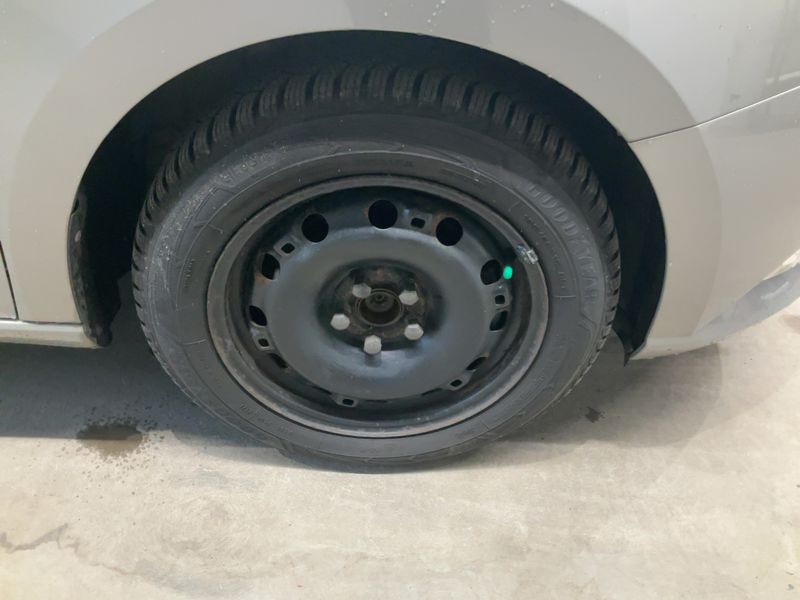Skoda Fabia 1.2 TSI Joy 2016 – снимка 11