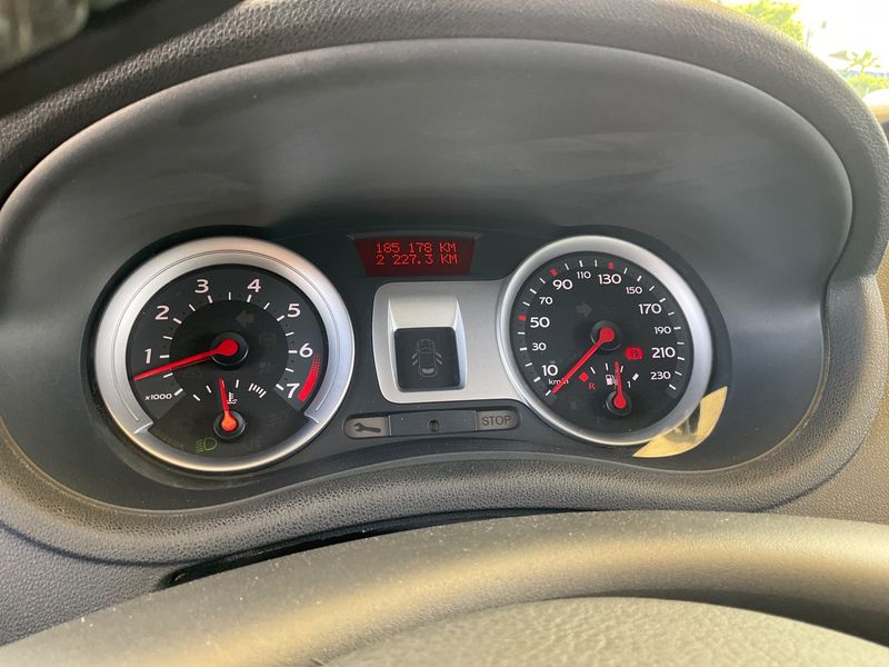 Renault Clio 1.2 Expression 2007 – снимка 4