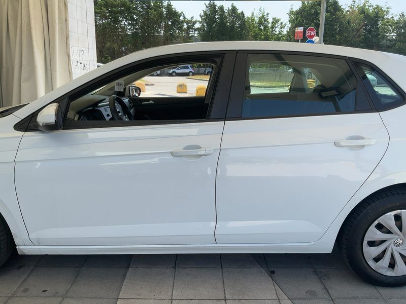 Volkswagen Polo 1.6 TDI Trendline 2019 – снимка 4
