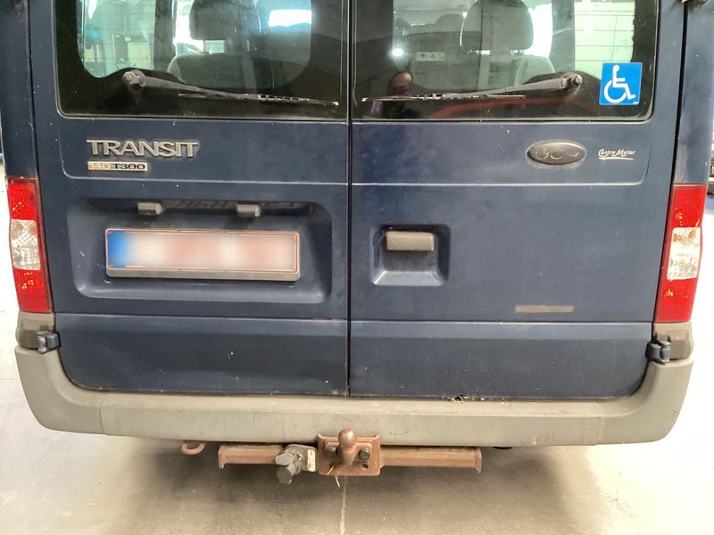 Ford Transit 2.2 TDCi FT 300 M Trend 2009 – снимка 42