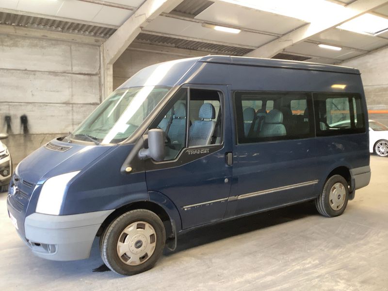 Ford Transit 2.2 TDCi FT 300 M Trend 2009 – снимка 2