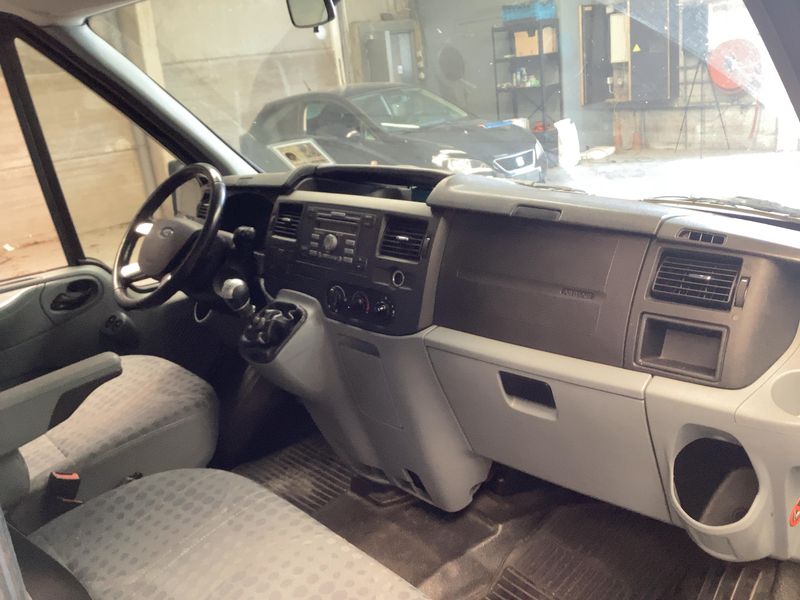Ford Transit 2.2 TDCi FT 300 M Trend 2009 – снимка 17