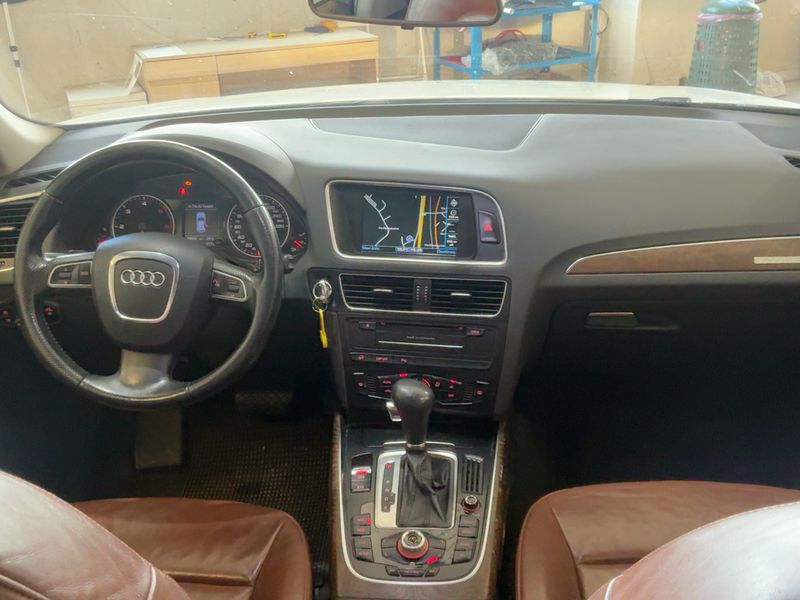 Audi Q5 3.0 V6 TDI quattro 2009 – снимка 17