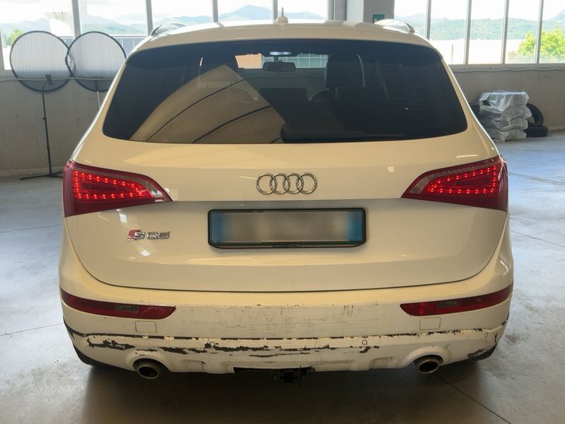 Audi Q5 3.0 V6 TDI quattro 2009 – снимка 7