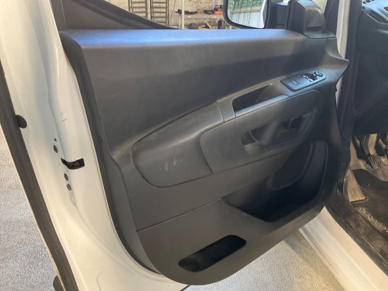 Citroen Berlingo 1.5 Blue-HDi Driver XL 2019 – снимка 27