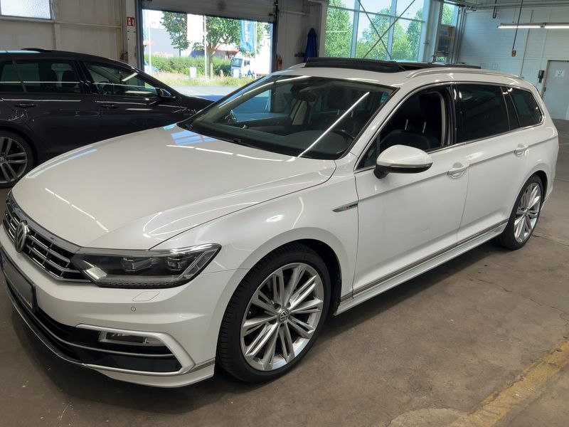 Volkswagen Passat 2.0 TDI Highline 4Motion BlueMotion Tech 2016 – снимка 1