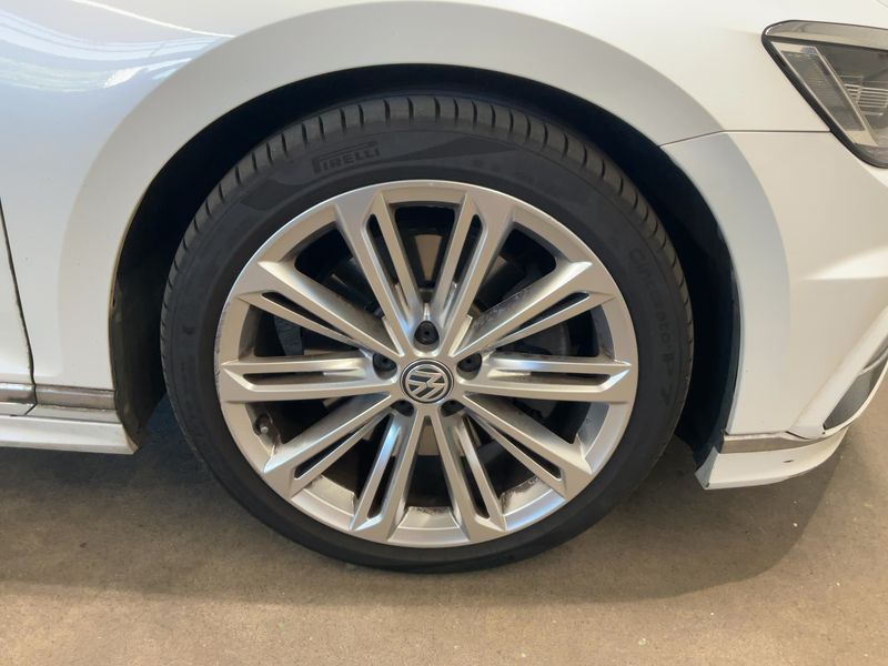 Volkswagen Passat 2.0 TDI Highline 4Motion BlueMotion Tech 2016 – снимка 11