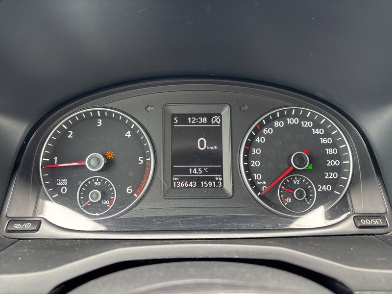 Volkswagen Caddy 2.0 TDI Highline BlueMotion 2016 – снимка 12
