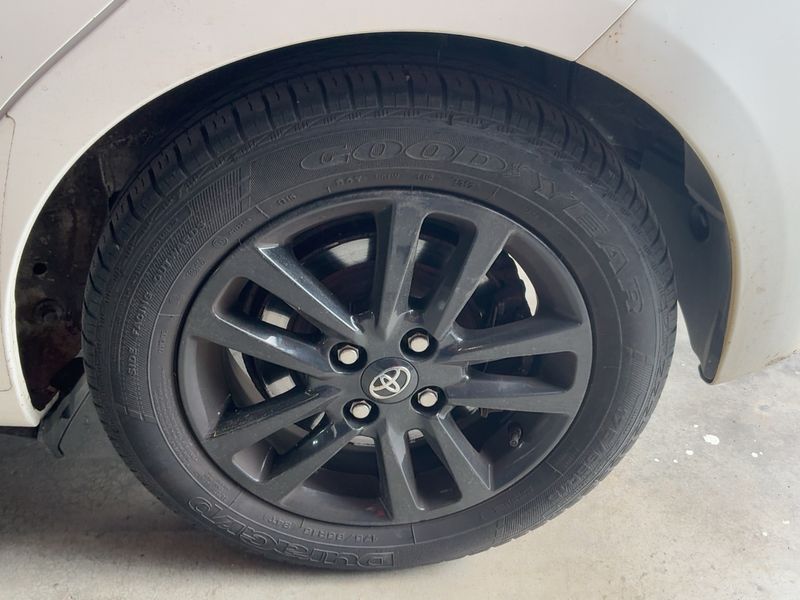 Toyota Yaris 1.5 Hybrid Edition 45 2016 – снимка 5